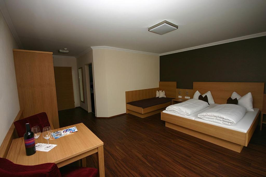Hotel Herzblut - Joker Card Included In Summer 4*
